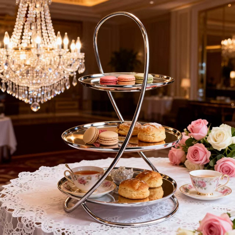 Heart-Shaped Plate Three-Tier Dessert Stand
